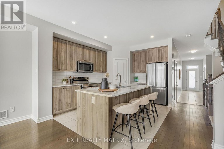 29479544/781-namur-street/embrun/russell/ontario/K0A1W0_7