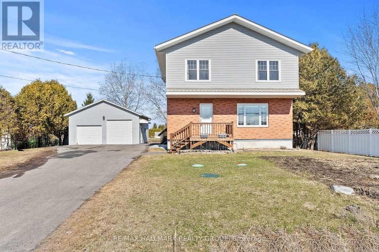 29573198/2431-dunning-road/cumberland-west/ottawa/ontario/K4C1L8_1