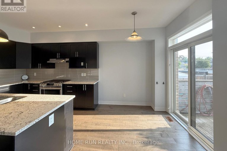 28885401/781-brian-good-avenue/riverside-southgloucester-glen/ottawa/ontario/K4M0E3_9