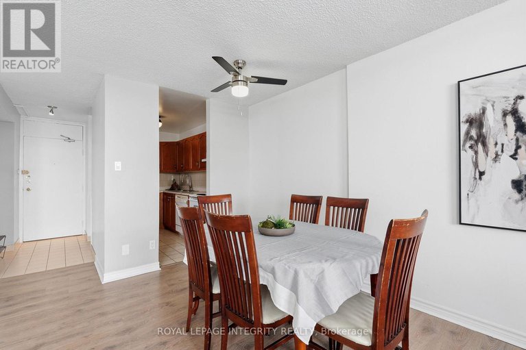 29435373/1110-2000-jasmine-crescent/beacon-hill-south/ottawa/ontario/K1J8K4_10