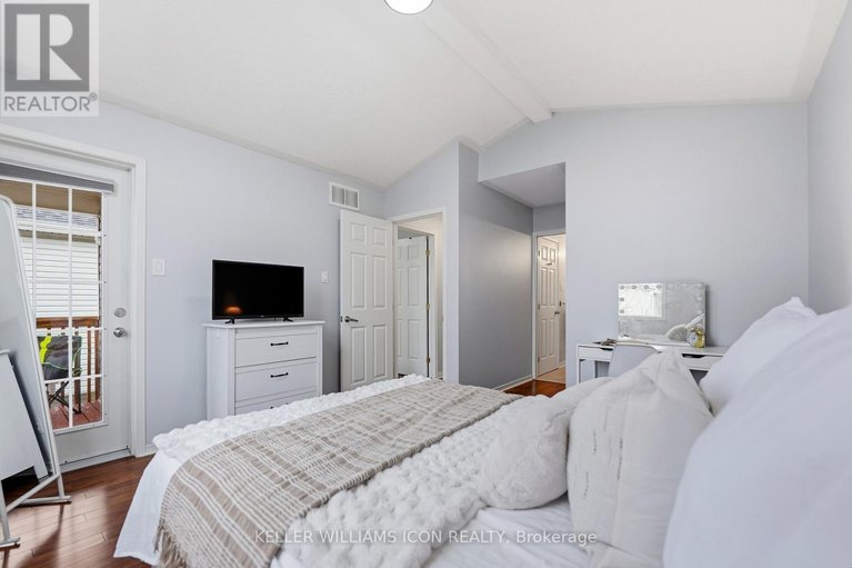 29593965/125-castle-glen-crescent/glencairnhazeldean/ottawa/ontario/K2L4G9_26