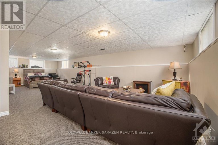27483149/22-frieday-street/campbellbrook-village/arnprior/ontario/K7S0A6_21