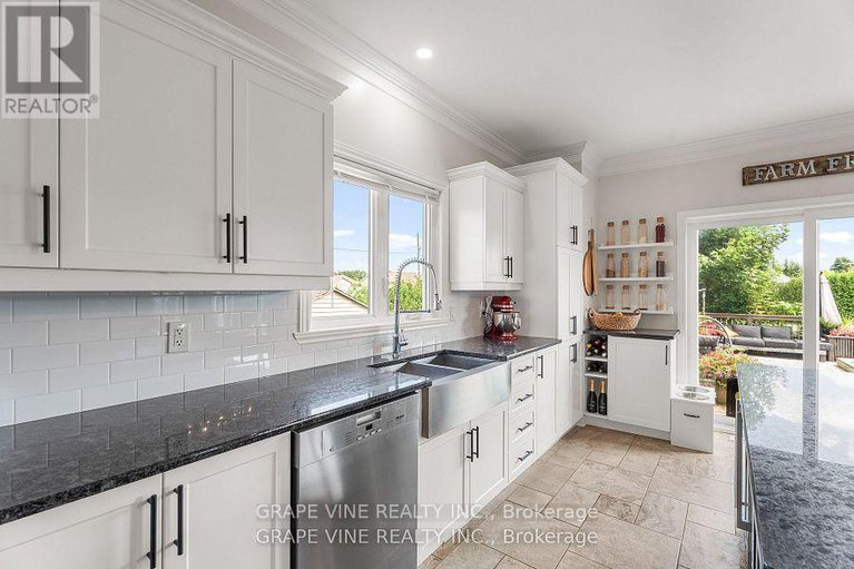 28831999/5607-maklynne-way/vars-village/ottawa/ontario/K0A3H0_9