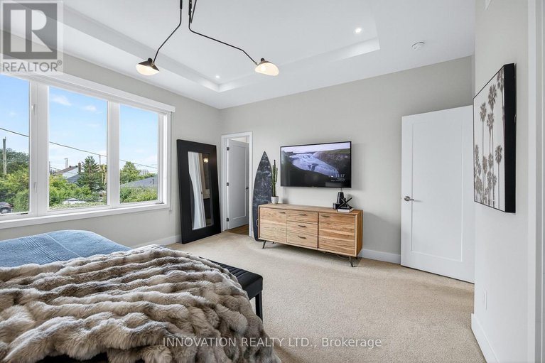 28801635/1310-avenue-p-avenue/eastway-gardensindustrial-park/ottawa/ontario/K1G0B3_25