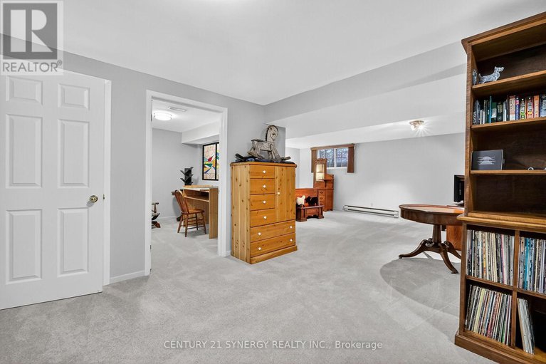 28935783/47-18-oyster-bay-court/stittsville-central/ottawa/ontario/K2S1H3_43