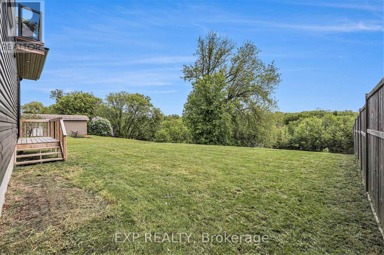 28526736/1056-notre-dame-street/embrun/russell/ontario/K0A1W0_29