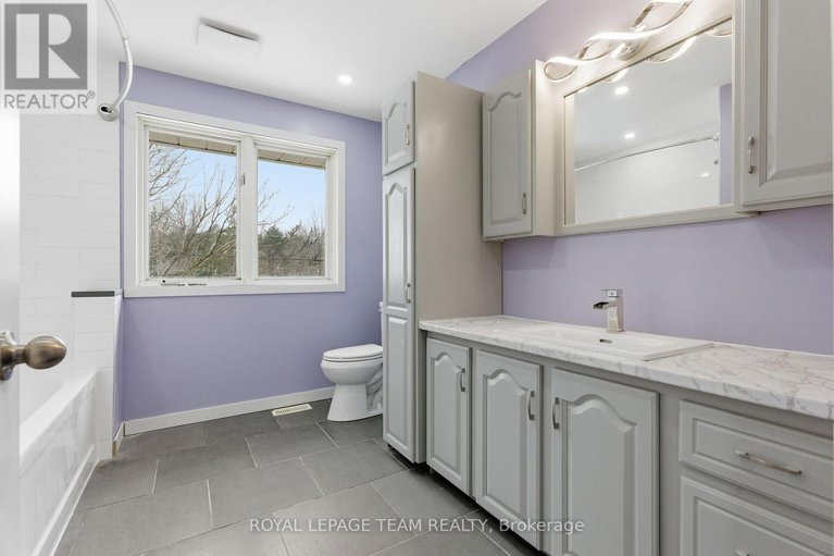 29302406/2859-wolf-grove-road/lanark-highlands-lanark-twp/lanark-highlands/ontario/K0A1A0_19