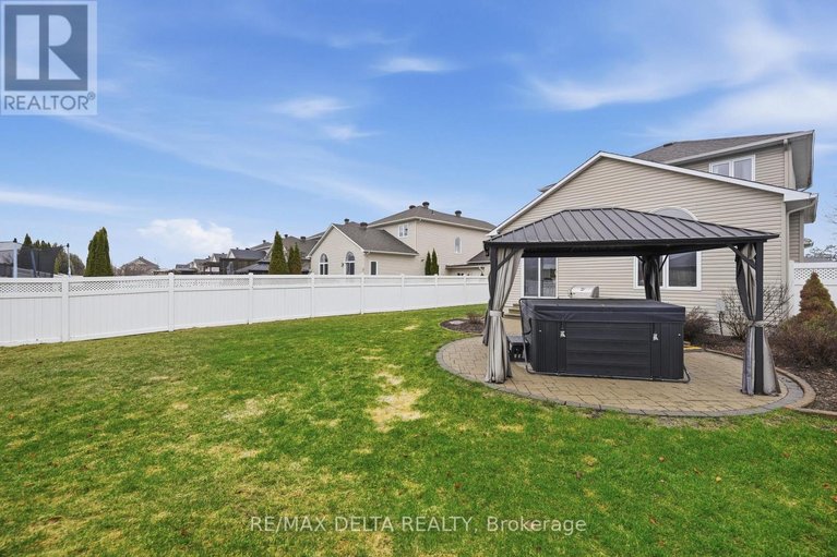 29615367/2669-chamberland-street/town-of-rockland/clarence-rockland/ontario/K4K0A5_31