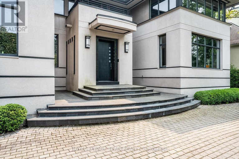 28493969/725-manor-avenue/rockcliffe/ottawa/ontario/K1M0E4_9