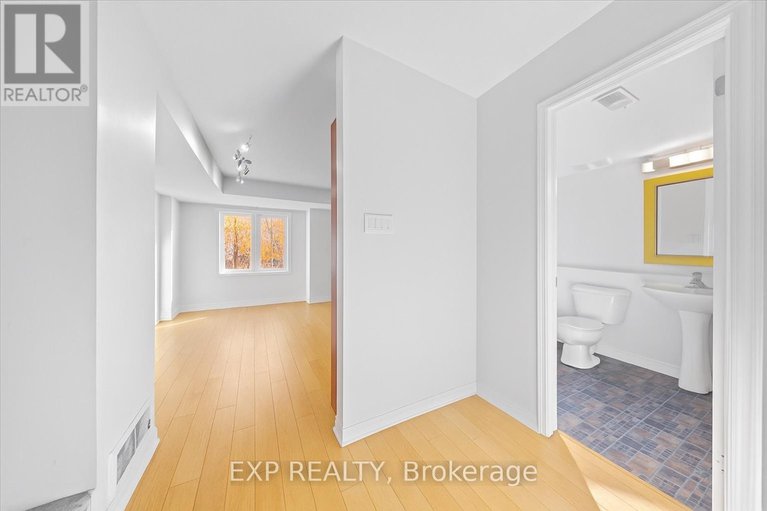 29076868/69-steele-park-private/cyrville/ottawa/ontario/K1J0J2_7