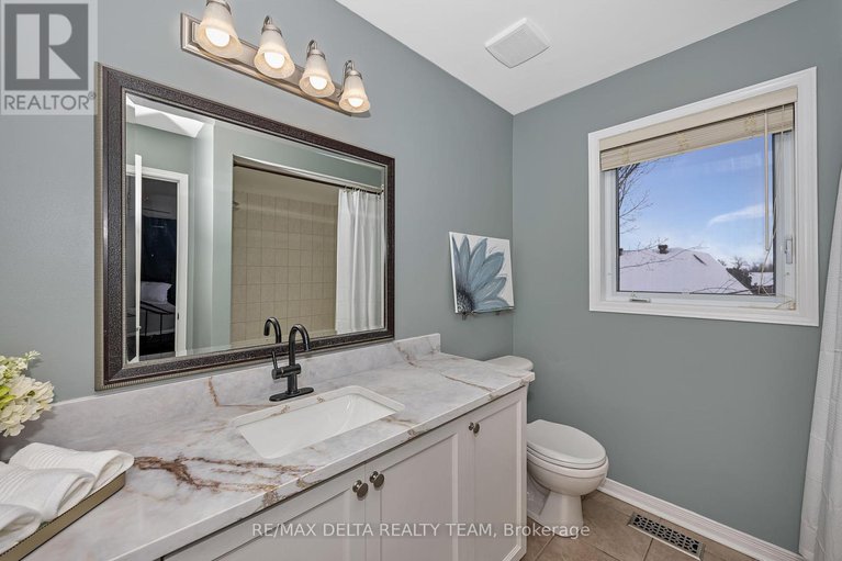 29375289/39-sunvale-way/barrhaven-east/ottawa/ontario/K2G6Y1_21