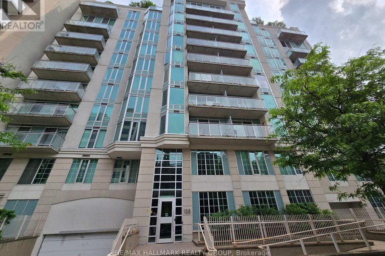 28757379/502-138-somerset-street-w/ottawa-centregolden-triangle/ottawa/ontario/K2P0A3_1