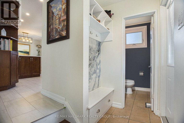 28913278/2346-ryder-street/urbandale-acres/ottawa/ontario/K1H6X6_13