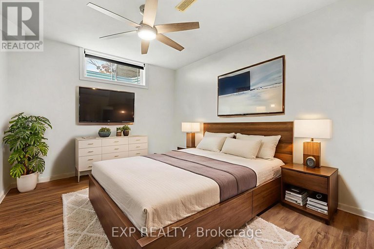 29131765/17-windchime-crescent/barrhaven-east/ottawa/ontario/K2G6J3_29