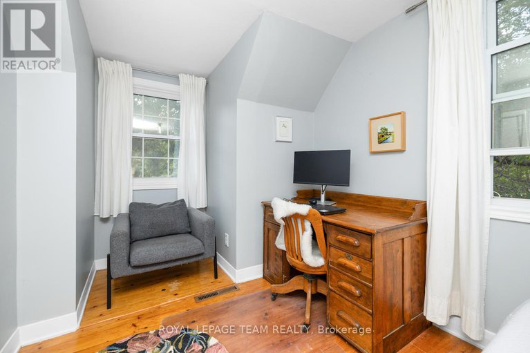 28819009/5515-millview-street/manotick-long-island-nicholls-island/ottawa/ontario/K4M1J3_19