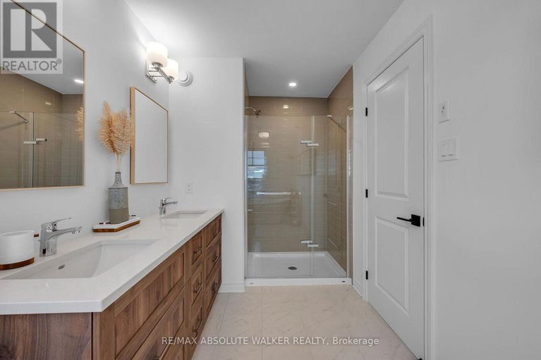 29167478/154-kerala-place/blossom-parkkemp-parkfindlay-creek/ottawa/ontario/K1T0Z3_26