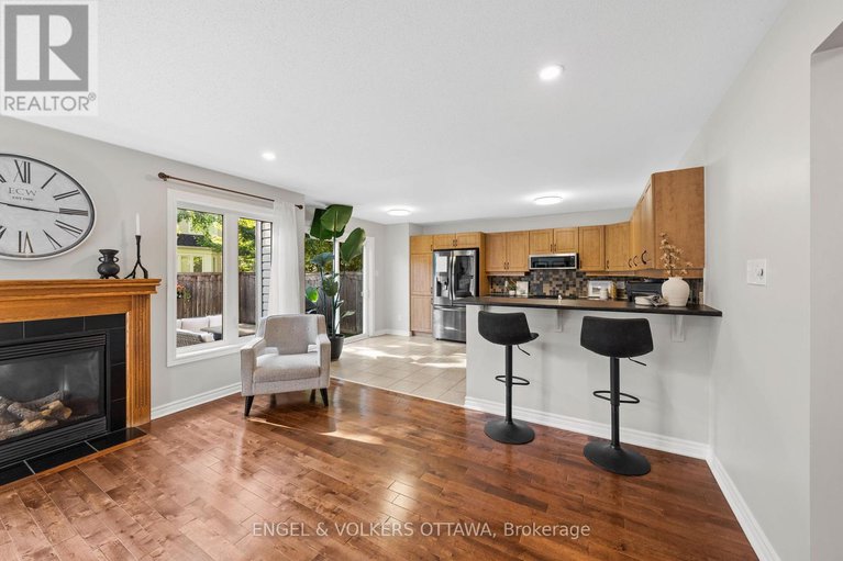 28873789/416-vendevale-avenue/stittsville-north/ottawa/ontario/K2S0M6_11