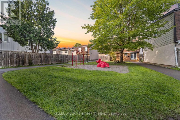 28288264/193-3310-southgate-road/south-keys/ottawa/ontario/K1V8X4_24