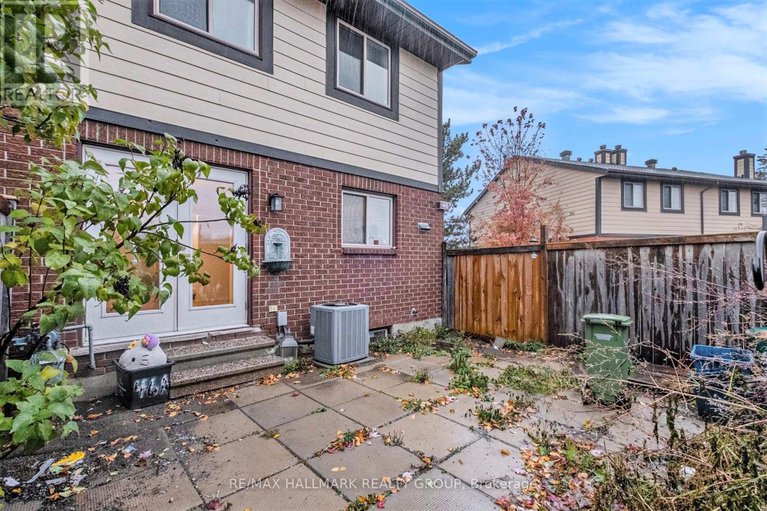 29055708/34-46-a-medhurst-drive/tanglewood/ottawa/ontario/K2G4V2_19