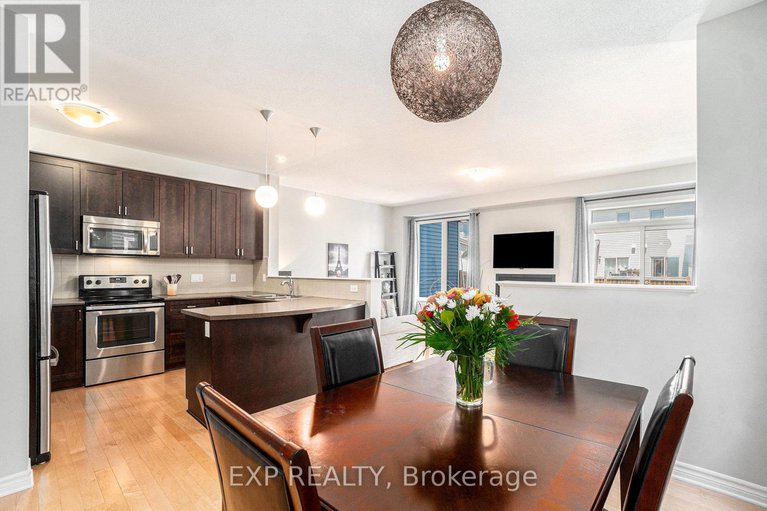 28654026/644-moorpark-avenue/emerald-meadowstrailwest/ottawa/ontario/K2M0H8_10