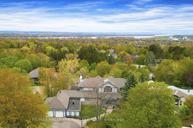 29311910/23-davidson-drive/rothwell-heights/ottawa/ontario/K1J6L7_30