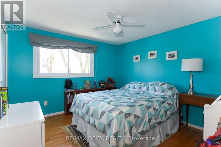 29629374/13-parklane-court/blackburn-hamlet/ottawa/ontario/K1B3H3_22