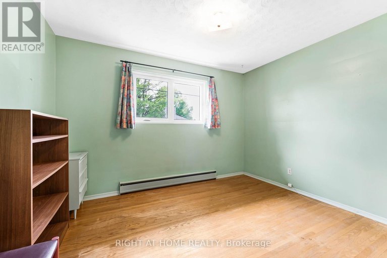 28318224/1770-chene-street/town-of-rockland/clarence-rockland/ontario/K4K1L4_18