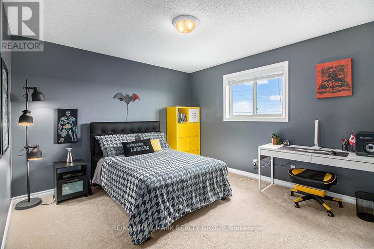 28370521/280-trail-side-circle/springridgeeast-village/ottawa/ontario/K4A5B1_26