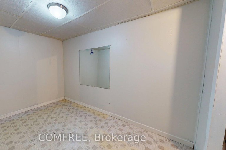 28707521/791-gadwell-court/chatelaine-village/ottawa/ontario/K1E2L1_32