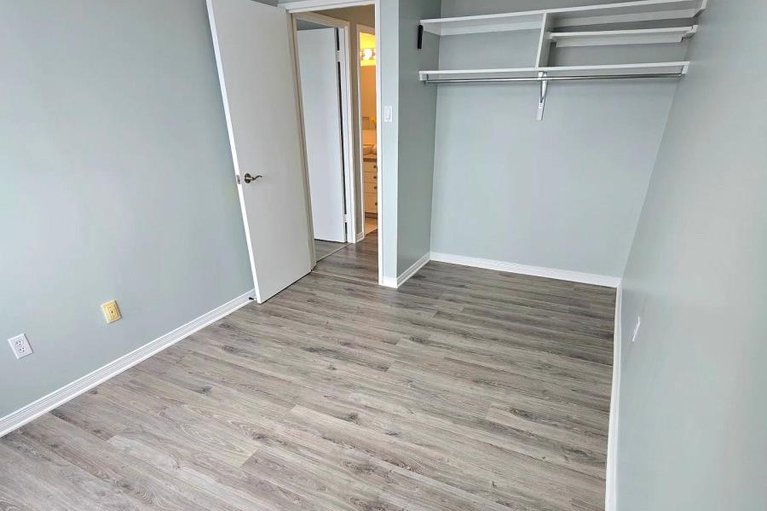 29631803/1113-20-chesterton-drive/borden-farmstewart-farmcarleton-heightsparkwood-hills/ottawa/ontario/K2E6Z7_42