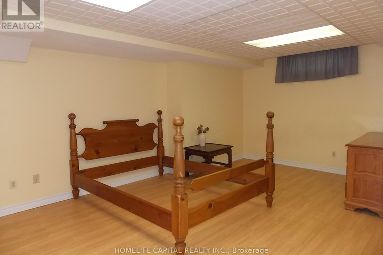 28795568/1804-robinwood-place/chapel-hill/ottawa/ontario/K1C6L4_29