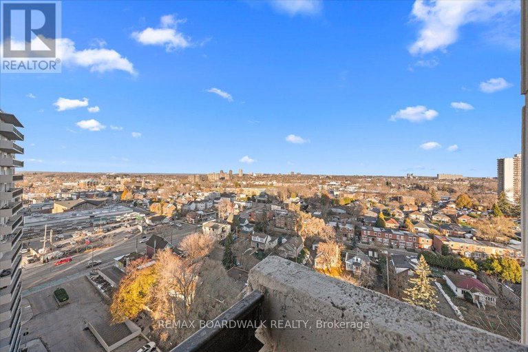 29401597/1507-158b-mcarthur-avenue/vanier/ottawa/ontario/K1L8C9_29