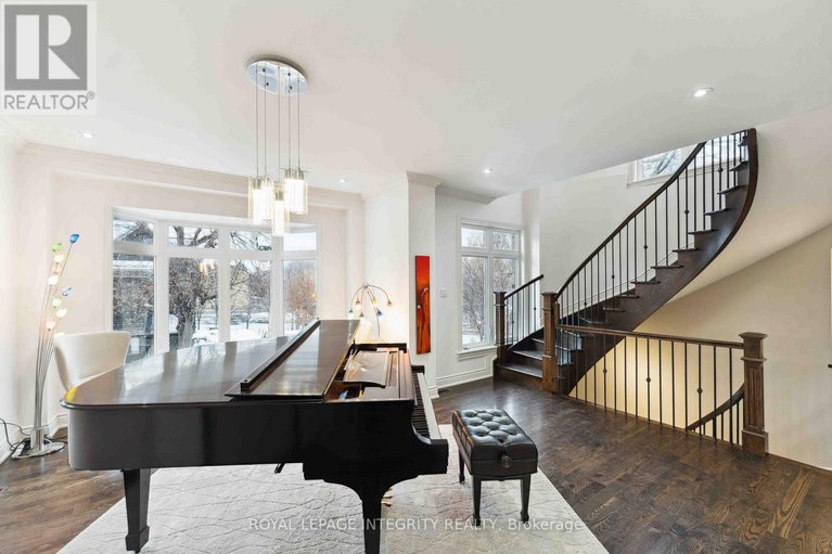 28616420/612-besserer-street/sandy-hill/ottawa/ontario/K1N6C9_13