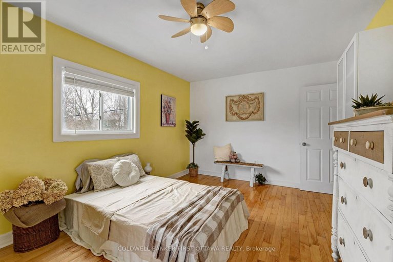 29613138/107-owen-street/lanark-highlands-lanark-village/lanark-highlands/ontario/K0G1K0_26