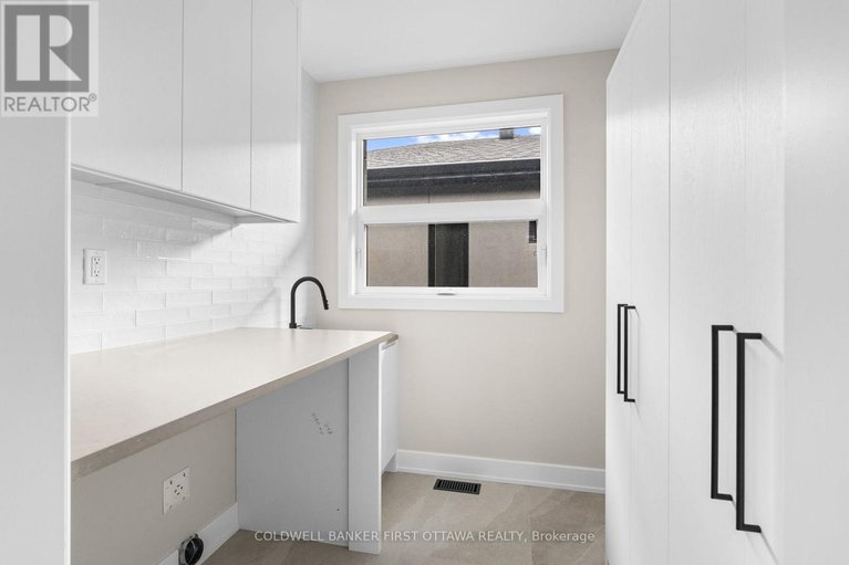 28476741/507-edison-avenue/mckellarhighland/ottawa/ontario/K2A1V3_29