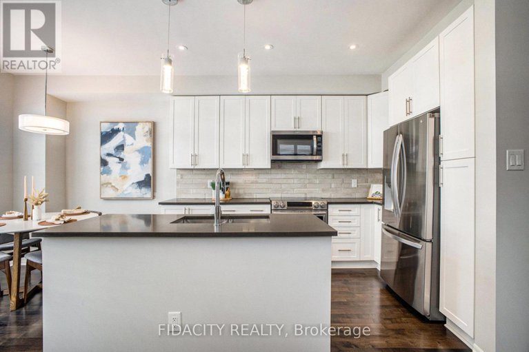 28817834/168-overberg-way/emerald-meadowstrailwest/ottawa/ontario/K2S0V8_14