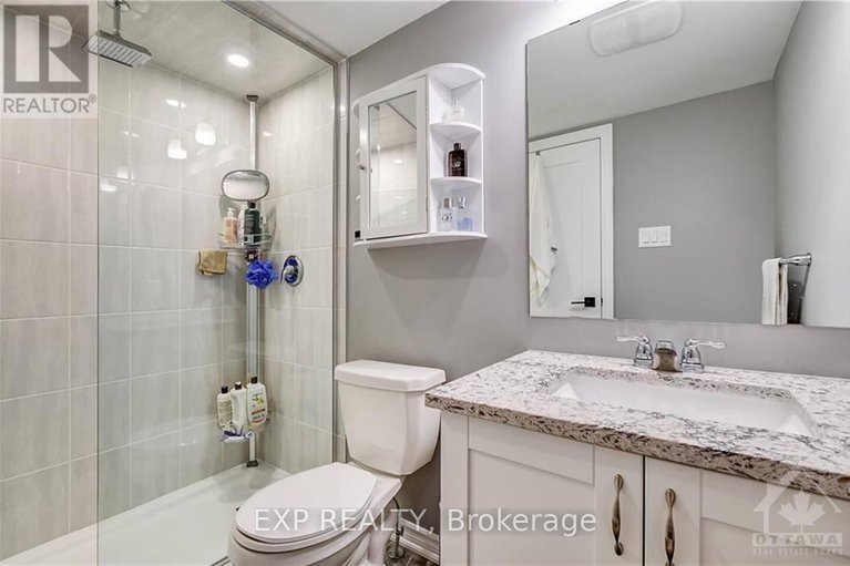 28943823/213-makadewa-private/cfb-rockcliffe-and-area/ottawa/ontario/K1K4Z8_7