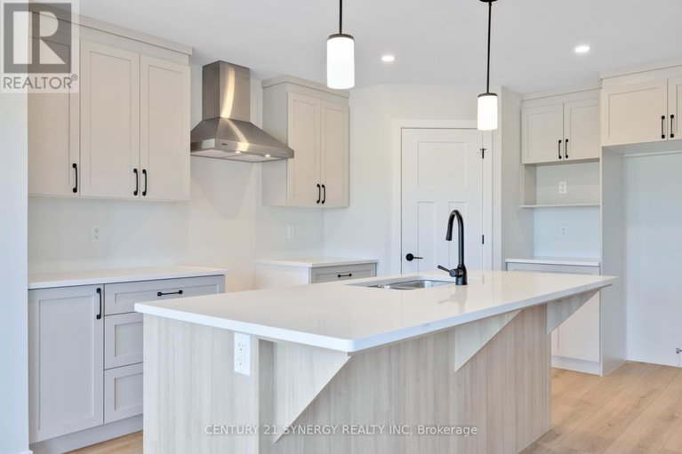 28644848/17-helen-street/north-stormont-finch-twp/north-stormont/ontario/K0A1R0_7
