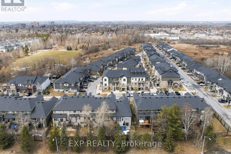 29634430/528-fawn-valley-private/blossom-parkkemp-parkfindlay-creek/ottawa/ontario/K1T0W5_28