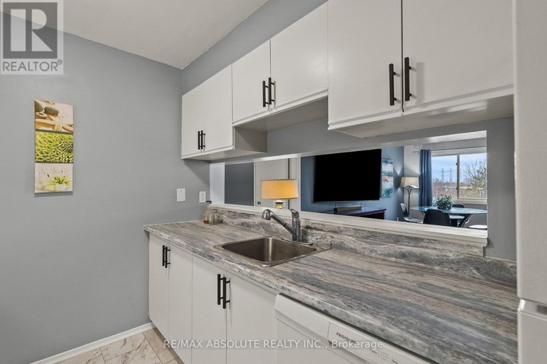 29671420/415-216-viewmount-drive/borden-farmstewart-farmcarleton-heightsparkwood-hills/ottawa/ontario/K2E7X4_13