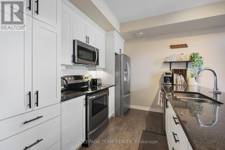 28643130/220-pembina-private/riverside-southgloucester-glen/ottawa/ontario/K4M0G7_19