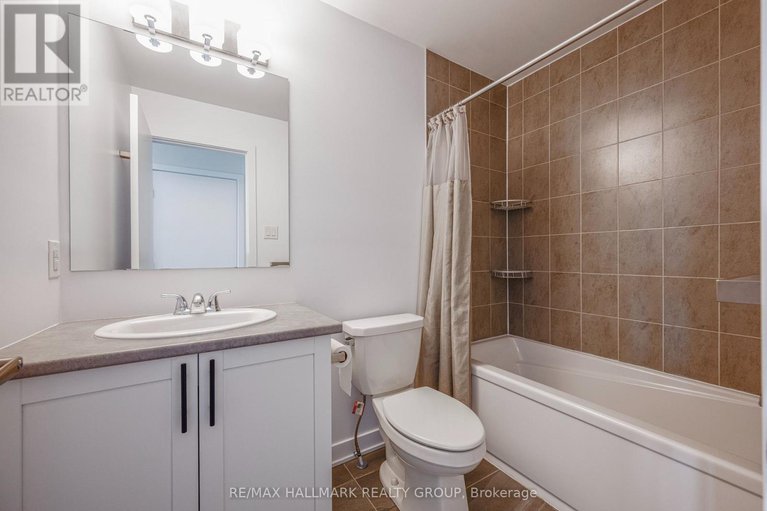 28470384/6357-perth-street/btwn-franktown-rd-fallowfield-rd/ottawa/ontario/K0A2Z0_21