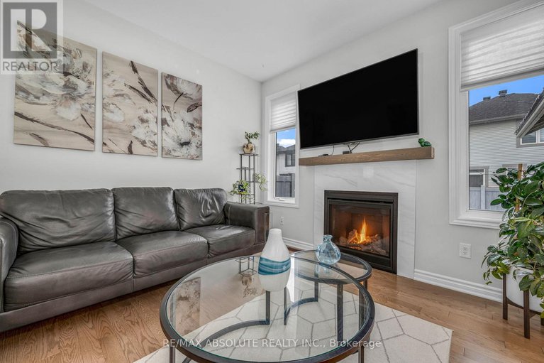 28752702/730-perseus-avenue/half-moon-bay/ottawa/ontario/K2J6V8_17