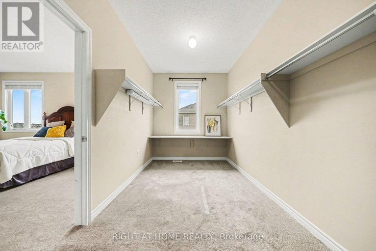 29592911/1089-apolune-street/half-moon-bay/ottawa/ontario/K2J6N8_24