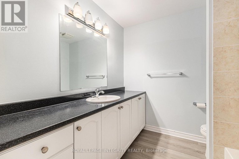 28731074/8-188-paseo-private/centrepointe/ottawa/ontario/K2G4N7_22