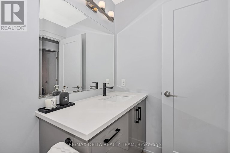 28848176/1179-kingston-avenue/carlington/ottawa/ontario/K1Z8K5_21