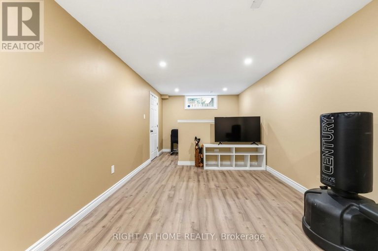 29594406/52-fieldberry-private/stonebridge/ottawa/ontario/K2J5E8_26