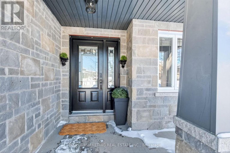 29373652/483-ruby-street/clarencerockland-twp/clarence-rockland/ontario/K4K0H5_3