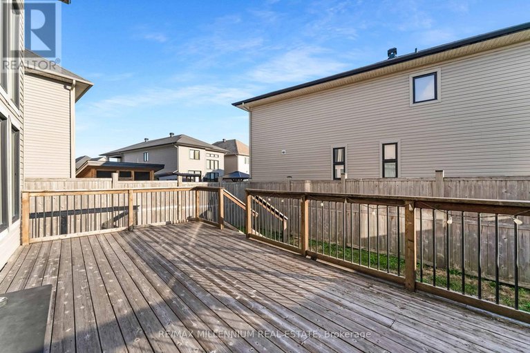 28927010/327-ballinville-circle/riverside-south/ottawa/ontario/K4M0E2_8