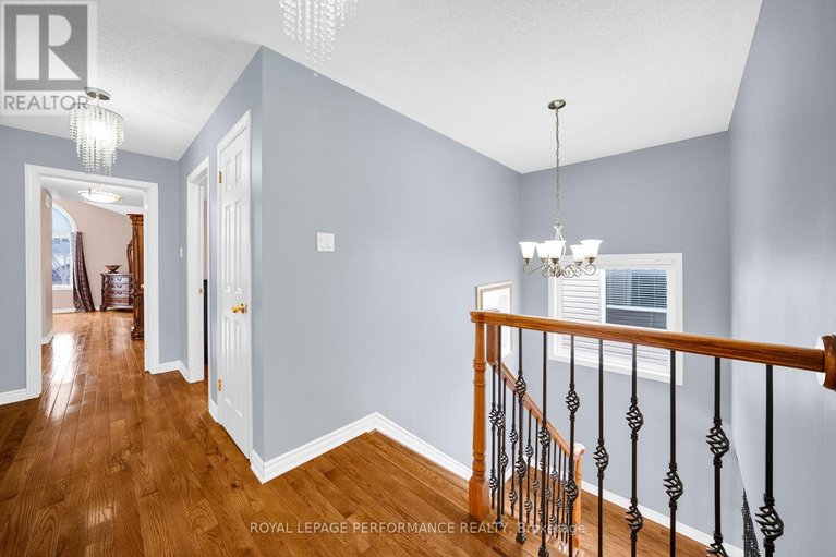 29608041/292-rustic-hills-crescent/springridgeeast-village/ottawa/ontario/K4A5A5_25